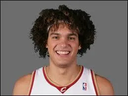 Qui est ce pivot brsilien des Cavs ?