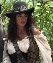 Comment s'appelle cette pirate, fille du plus cruel des pirates ?