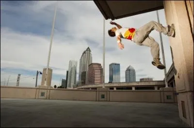 Dans quelle comptition le parkour est mis en place ?