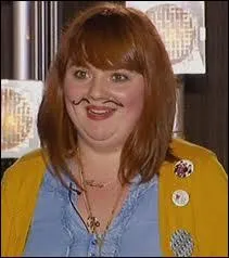 Qui est cette fille  moustache, vainqueur d'une mission qui fabrique des stars 'inoubliables' ?