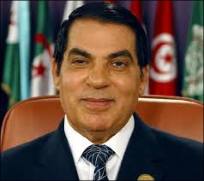 Janvier : Après 23 ans de règne, Ben Ali s'enfuit de Tunisie. Quel événement a déclenché la ''révolution de jasmin'' ?