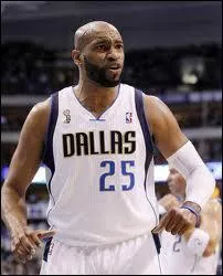 Qui est cet arrire, 8 fois All-Star, ancien joueur des Raptors et des Nets ?