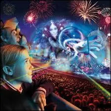 Ne terminez pas la journe sans assister au spectacle potique nocturne son et lumire :