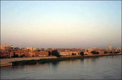 Quel fleuve baigne la ville de Bagdad ?