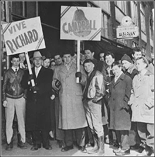 En quelle anne eut lieu l'meute au Forum de Montral, qui dnonait une suspension impose  Maurice Richard ?