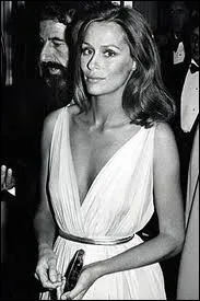 Amricaine. Actrice. A jou aux cts de Robert Redford, James Caan, Burt Reynolds. A t cover-girl 27 fois pour le magazine  Vogue . A jou dans 'American Gigolo'.