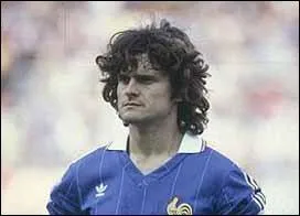Ailier gauche vainqueur de l´Euro 1984, ce natif de Lille brilla sous les couleurs de Valenciennes, du RC Lens et de Stuttgart et est aussi connu pour son tir au but rat en 1/2 finale du Mondial 1982