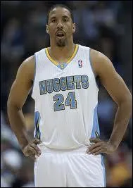 Qui est ce meneur, ancien joueur des Sixers et des Blazers ?