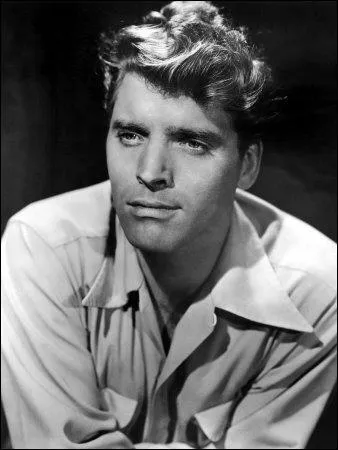 Cet acteur et ralisateur amricain a jou dans des monuments du cinma, comme 'Le gupard' de Visconti. Qui est-ce ?