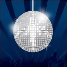 Minuit moins 16 mn : La boule  facettes, vite, Lumires ! ... En Allemagne du Nord, quelle est la tradition du soir du 31 dcembre ?