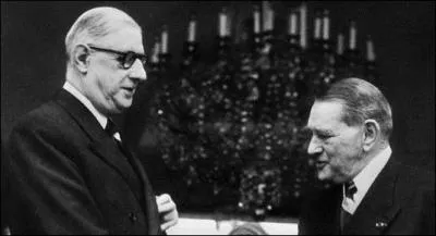 Qui a prcd  Charles de Gaulle  la tte de la prsidence franaise ?