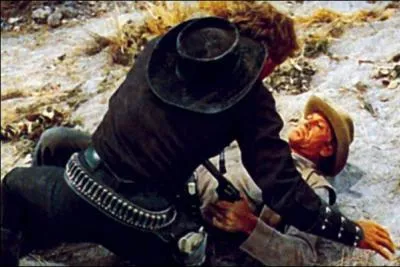 Combien l'empereur Maximilien offre-t-il  Ben et Joe pour l'escorte de la duchesse Duvarre ?