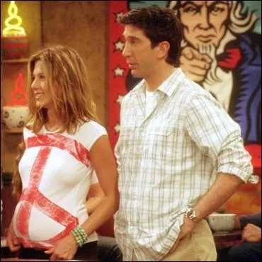 Comment s'appelle le bb de Rachel et de Ross ?