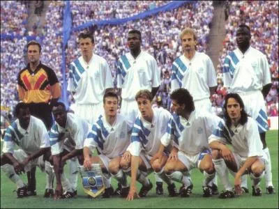 Enfin, pour conclure sur l'importance des corners, souvenez-vous que la premire coupe d´Europe remporte par un club franais est venue d'une tte de Boli sur un corner de