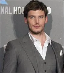 Qui joue le rôle du missionnaire du Queen Ann's Revenge ?