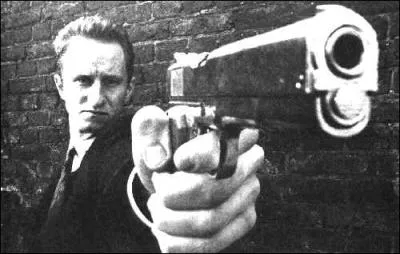 Sorte de faux docu  l'atmosphre glauque avec Poelvoorde :