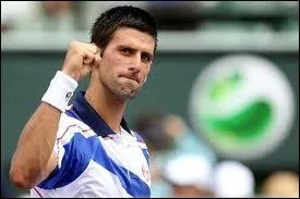 De quelle nationalit est Novak Djokovic ?