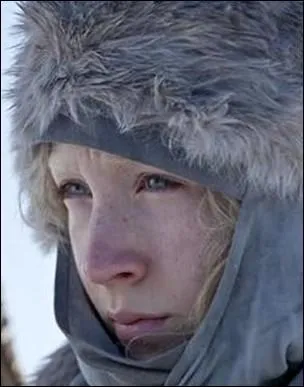 Dans quel film une jeune tueuse de 16 ans retrouve-t-elle son formateur et pre dans un parc d'attractions abandonn, dans lequel il a lu domicile ?