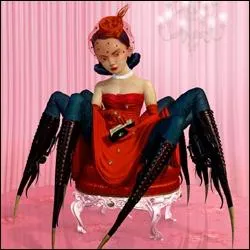 Ou ici encore, o l'ordinaire et la joliesse sont pouvantablement hybrids avec un horrible inattendu. Qui est l'artiste ?