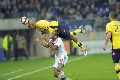 Quelles sont les deux quipes opposes ?