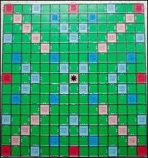 Celui qui commence la partie au scrabble peut-il bnficier d'une case 'mot compte triple' ?
