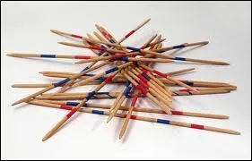 Comment s'appelle ce jeu d'adresse du Ve sicle avant J. C. ?