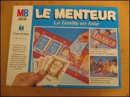 Au jeu 'Le menteur', il faut se dbarasser de toutes ses cartes sur les cases correspondantes. Quel membre de la famille n'a pas de case  son effigie (et oblige  mentir) ?
