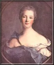 La marquise de Pompadour, favorite de Louis XV, occupa un clbre difice parisien. Lequel ?