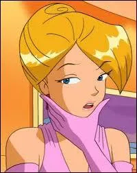 Quelle est la fille que Clover dteste plus que tout ?