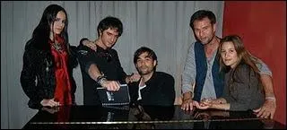 Qui n'est pas sur la photo  cette poque ?