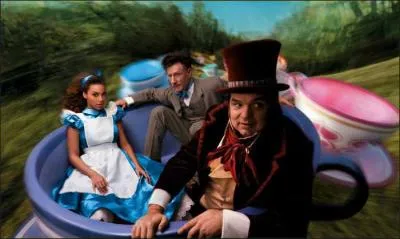 Quelle chanteuse incarne Alice, du grand classique Disney, 'Alice au pays des merveilles' ?