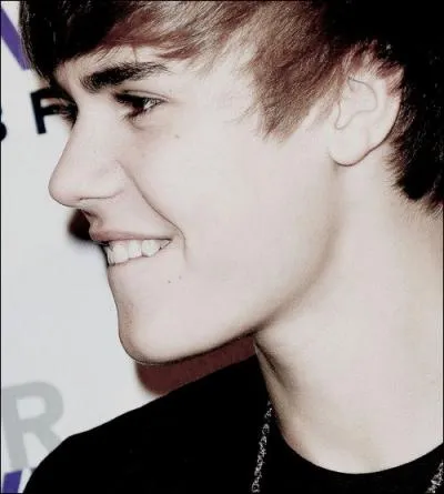 A quel ge a-t-il commenc sa carrire de chanteur ?