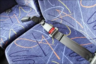 En quelle anne le brevet des bretelles protectrices aujourd'hui comme ceinture de scurit a-t-il t dpos ?