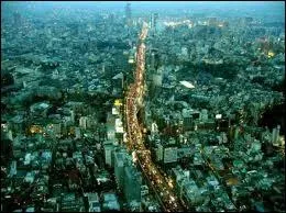 Quelles villes ne se situent pas dans une agglomration ou une mgalopole ? ?