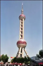 O se situe cette tour TV appele Perle orientale et mesurant 468 m ?