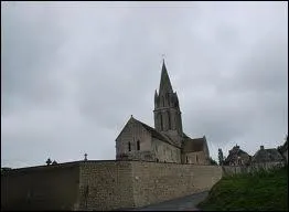O se situe la ville de la Tour en Bessin ?