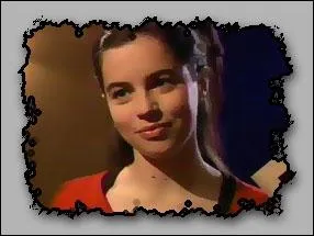 Comment s'appelle cette fille qui traite son frre Merton de 'ringard' ?