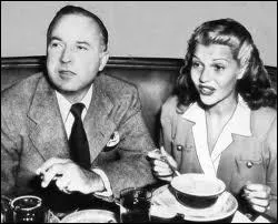 En quelle anne divorce-t-elle de son mari ?