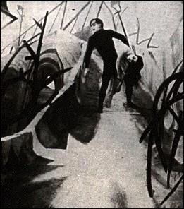 Sorti en 1919, 'Le Cabinet du Docteur Caligari' introduit pour la première fois au cinéma de nombreux éléments d'un certain mouvement artistique. Lequel ?
