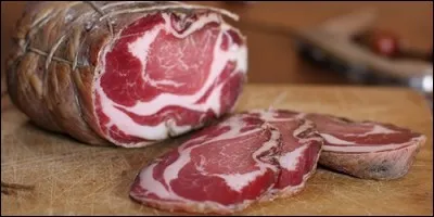 Laquelle de ces charcuteries n'est pas faite avec de la viande hachée ?