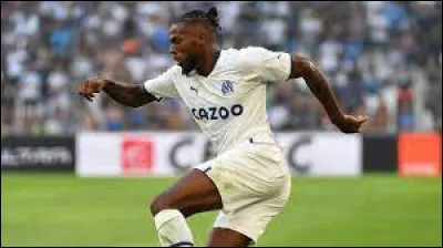 Combien Nuno Tavares a-t-il marqué de buts au cours des 4 premières journées de championnat avec l'OM ?