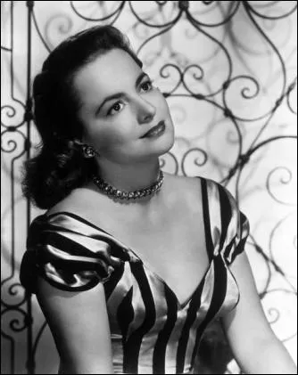 Actrice amricaine, ne le 1er juillet 1916, qui est clbre notamment pour le rle de Melanie Hamilton dans 'Autant en emporte le vent'.