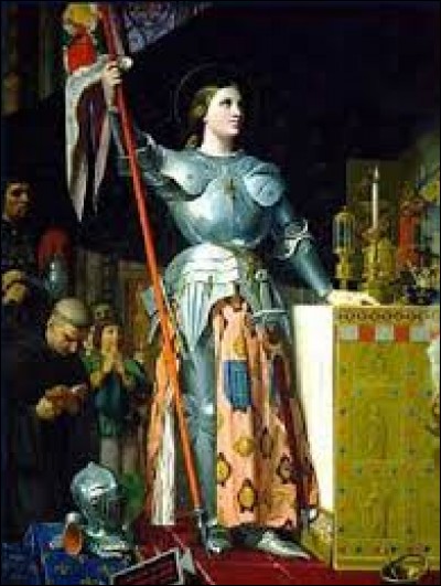 Combien de temps a duré l'épopée de Jeanne d'Arc de son entrevue avec le dauphin à Chinon jusqu'à son exécution?