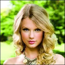 Quel genre musical pratique-t-elle ?