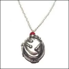 J'ai t offert dans la saison 1 puis j'ai t perdu dans la saison 3. On peut me voir au cou de :