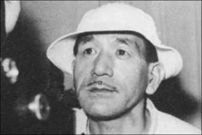 Grand ralisateur japonais, ses films dpeignent avec ralisme mais dlicatesse la vie familiale et sociale japonaise. Il faut voir Le voyage  Tokyo, Printemps tardif, Le got du sak... magnifiques