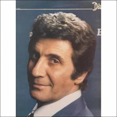 Gilbert Bcaud tait :