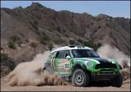 Qui se trouve ce lundi en tte du Dakar, catgorie voiture ?