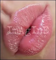 A votre avis, que dit celle-ci ?