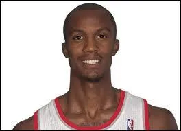 Qui est cet ailier, ancien joueur des Blazers et de l'universit de Villanova ?